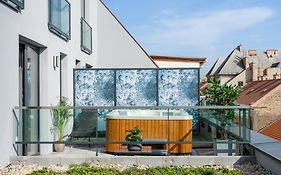 Onyx Luxury Budapest